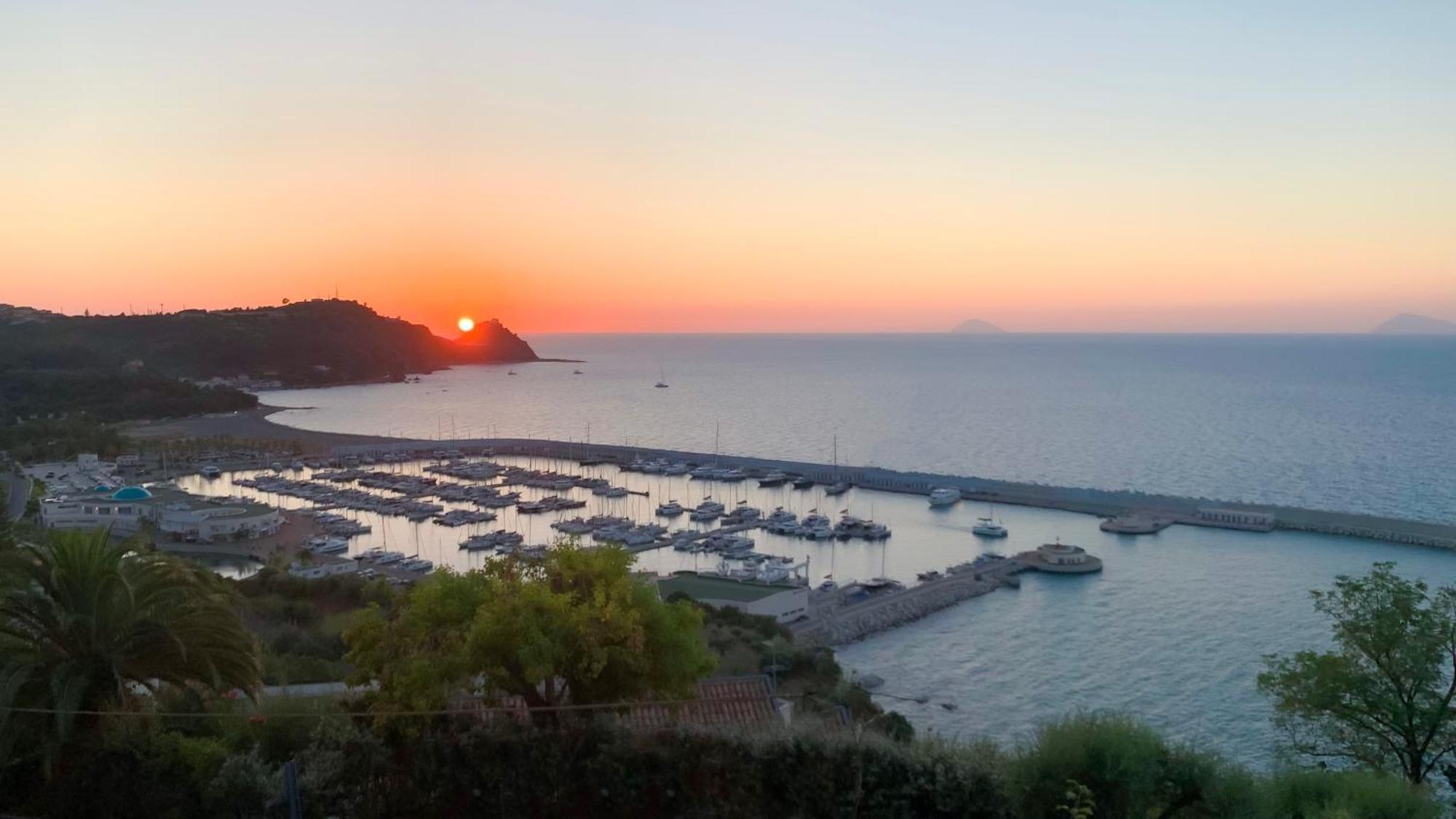 Perla D'Orlando Villa Capo dʼOrlando Eksteriør billede