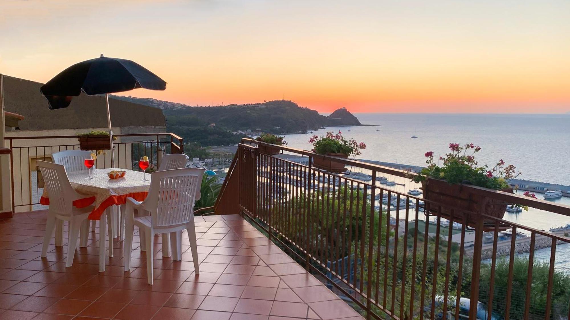 Perla D'Orlando Villa Capo dʼOrlando Eksteriør billede